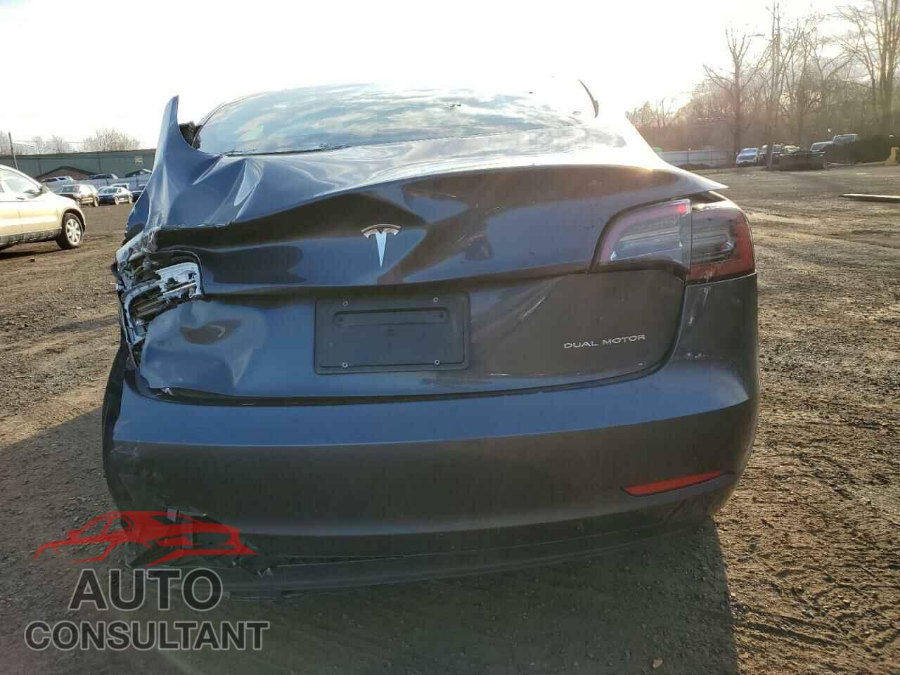 TESLA MODEL 3 2023 - 5YJ3E1EBXPF660900