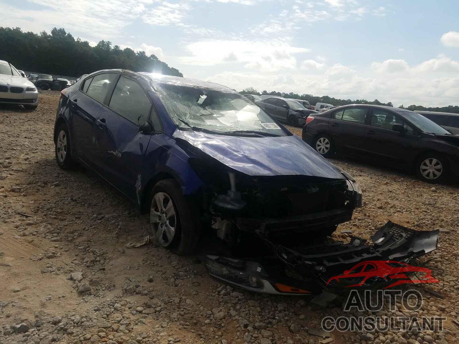 KIA FORTE 2018 - 3KPFK4A75JE220007