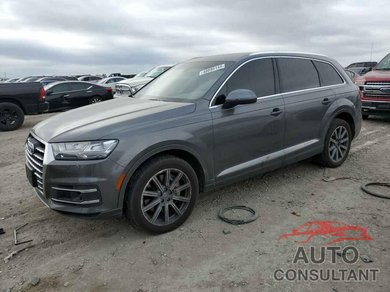 AUDI Q7 2018 - WA1LHAF7XJD039506