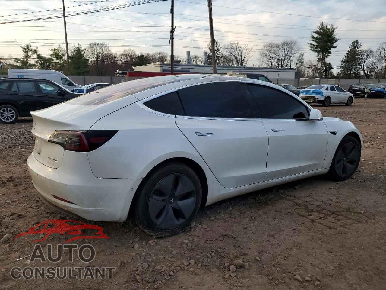 TESLA MODEL 3 2018 - 5YJ3E1EB7JF073853
