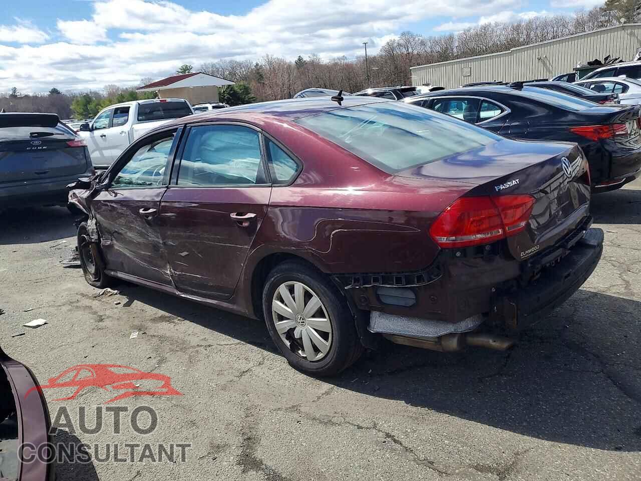 VOLKSWAGEN PASSAT 2013 - 1VWAP7A39DC048017