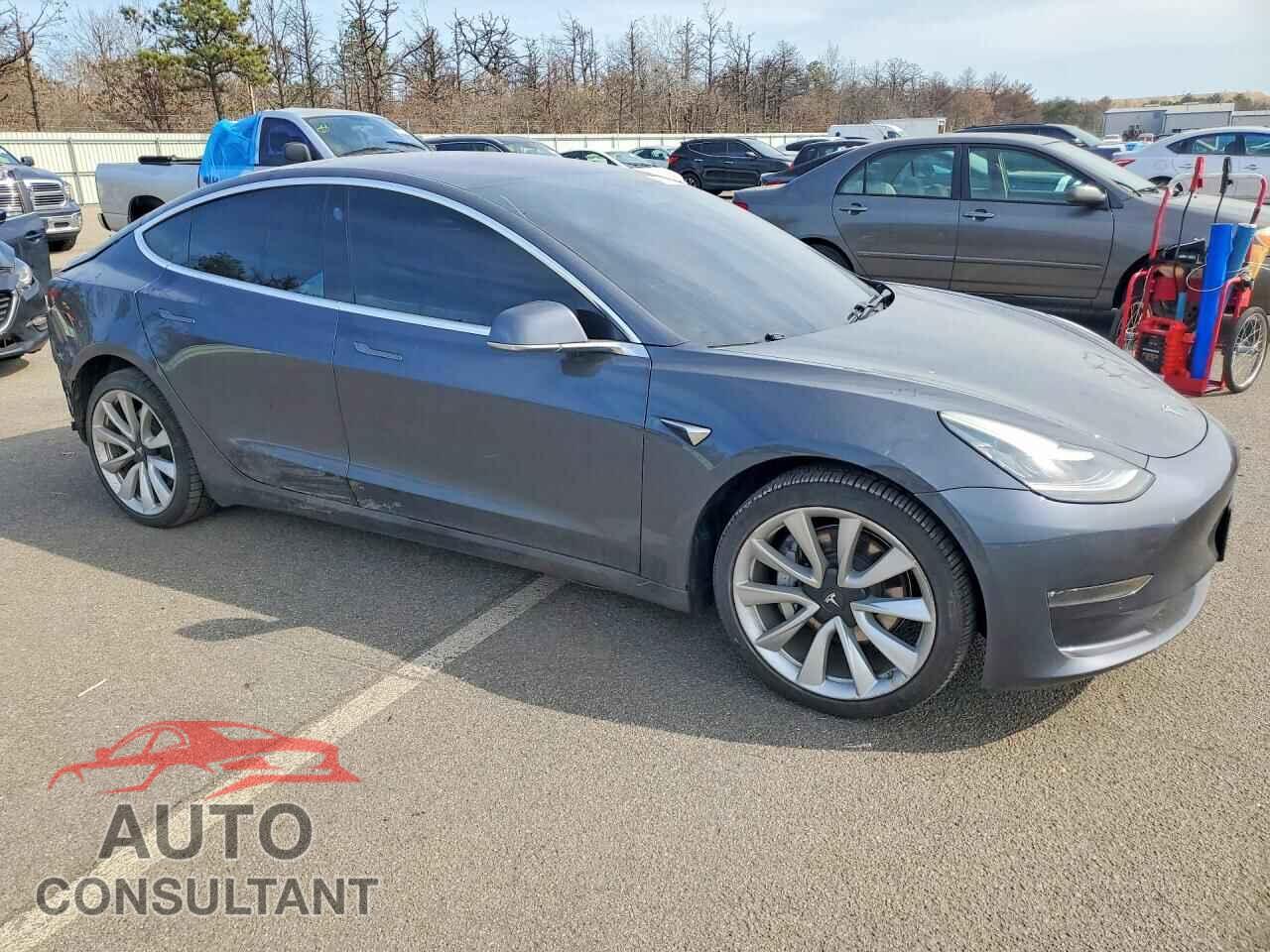 TESLA MODEL 3 2018 - 5YJ3E1EA6JF052743