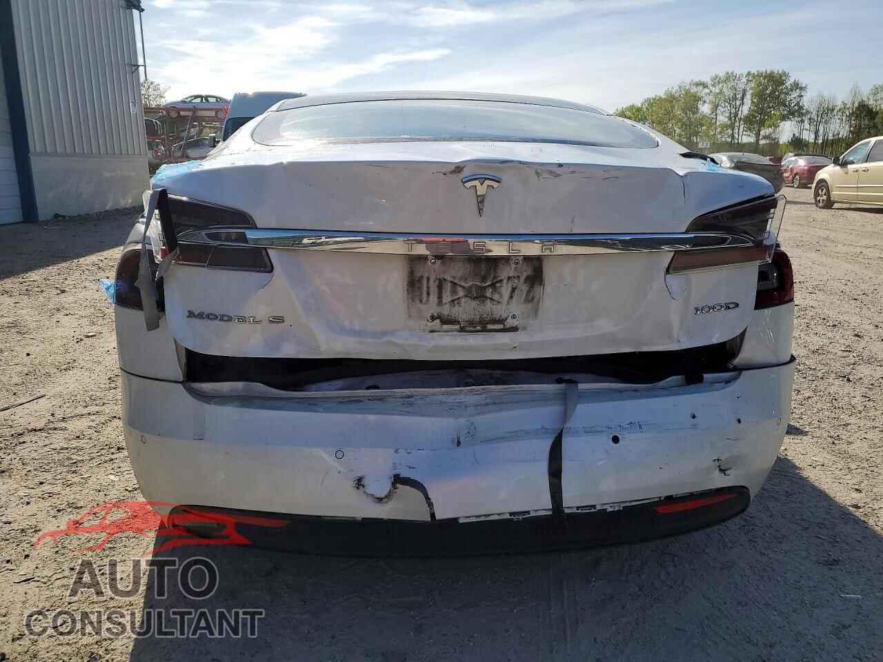 TESLA MODEL S 2019 - 5YJSA1E27KF302959