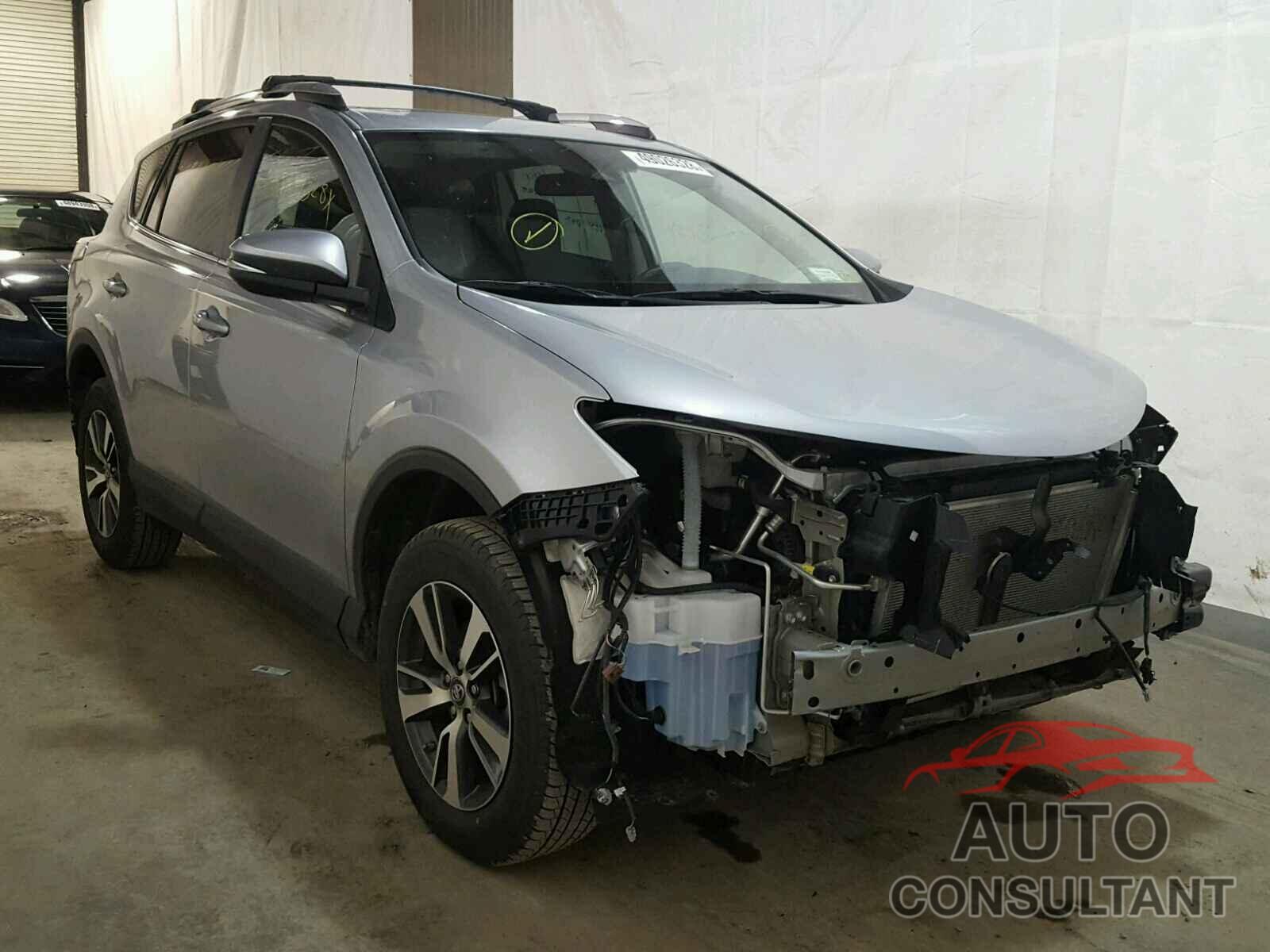 TOYOTA RAV4 XLE 2017 - 2T3RFREV3HW638684
