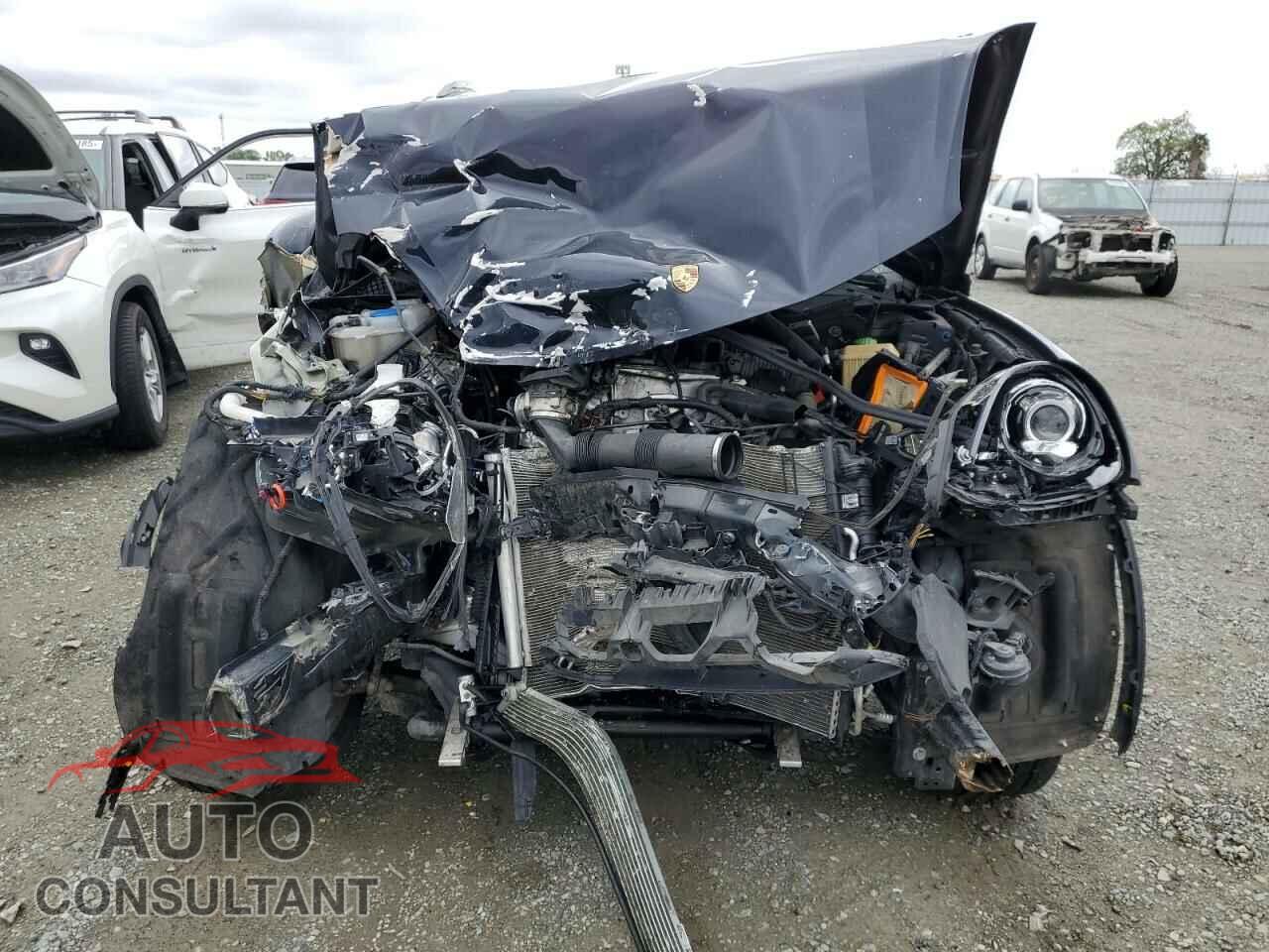 PORSCHE CAYENNE 2016 - WP1AA2A26GLA03540