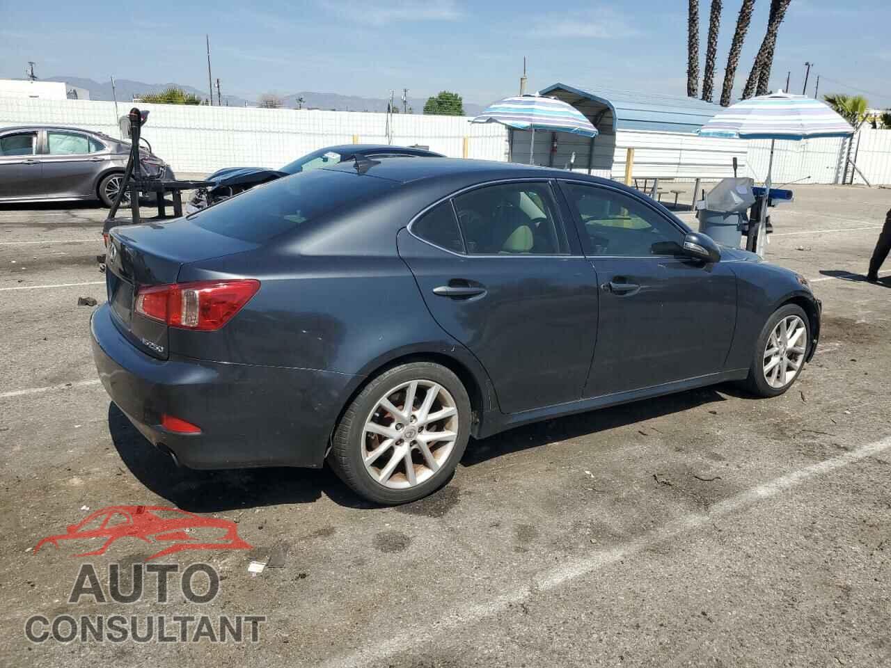 LEXUS IS 2011 - JTHBF5C20B5153497