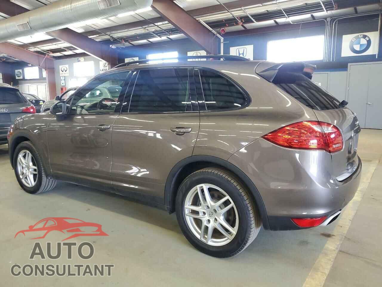 PORSCHE CAYENNE 2013 - WP1AA2A29DLA11529