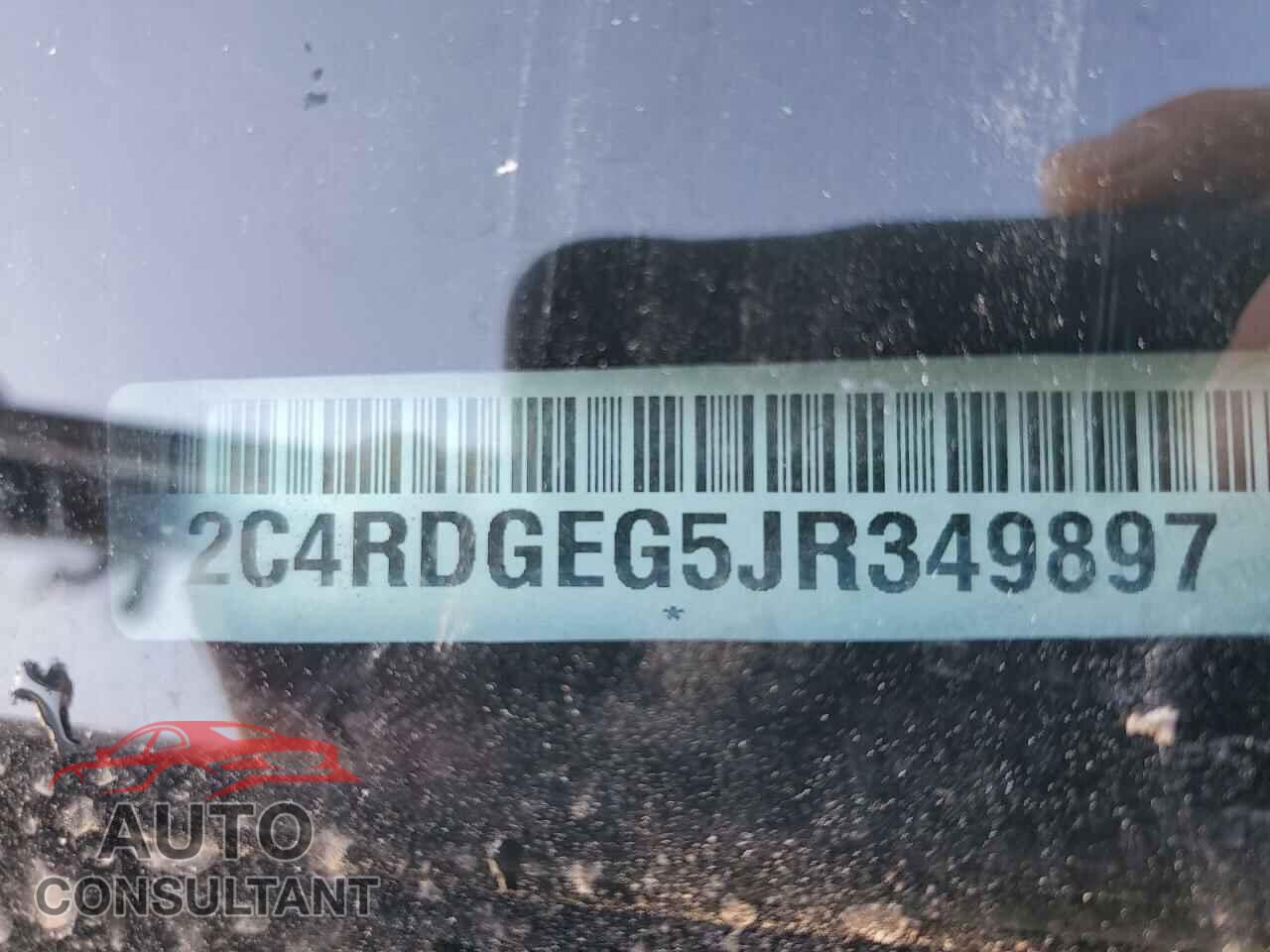 DODGE CARAVAN 2018 - 2C4RDGEG5JR349897