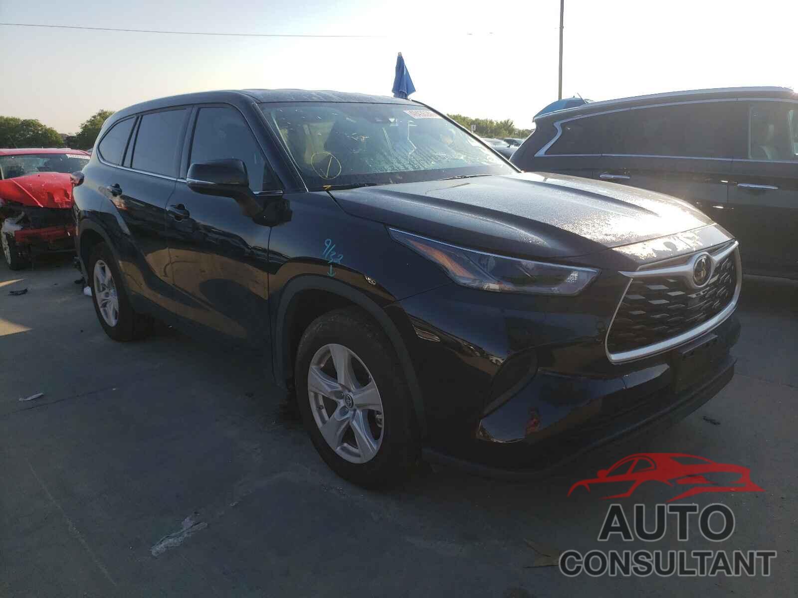 TOYOTA HIGHLANDER 2021 - 5TDCZRAH8MS048621