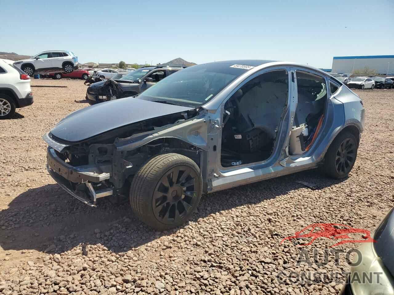 TESLA MODEL Y 2024 - 7SAYGDEE6RA322800