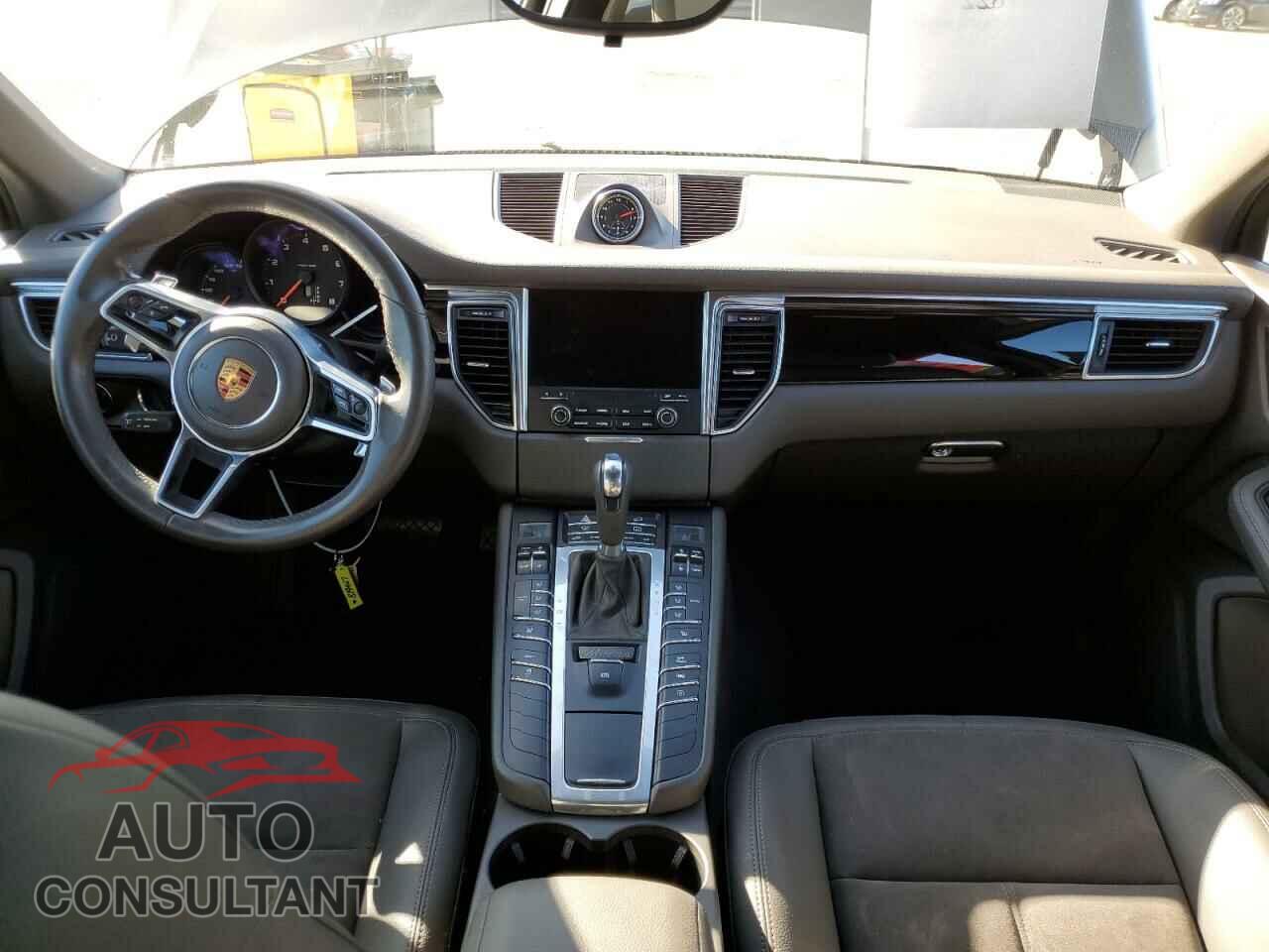 PORSCHE MACAN 2018 - WP1AA2A57JLB19427