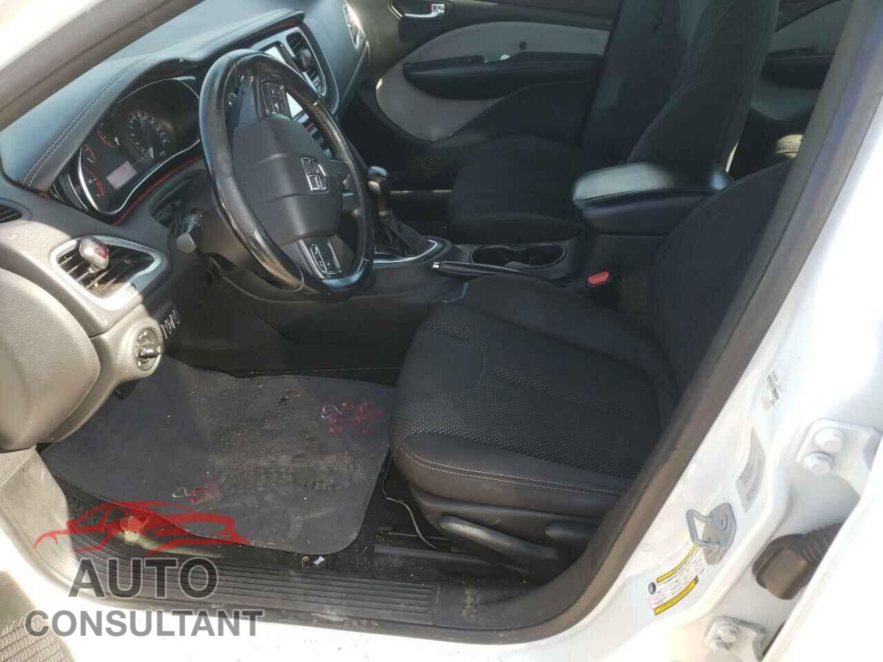 DODGE DART 2015 - 1C3CDFBB1FD406927