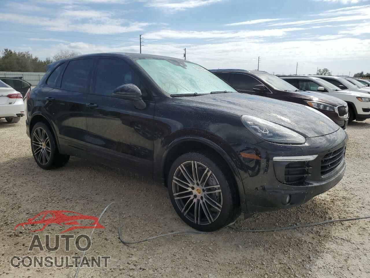 PORSCHE CAYENNE 2018 - WP1AA2A22JKA06559