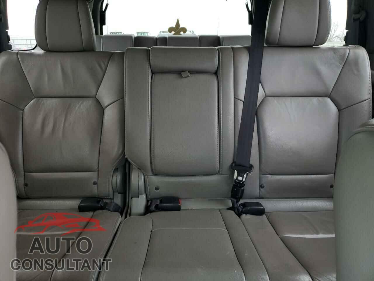 HONDA PILOT 2014 - 5FNYF3H96EB012622
