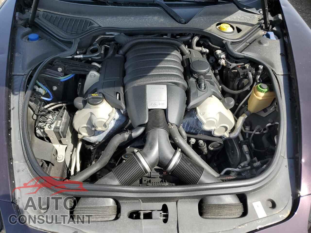 PORSCHE PANAMERA 2015 - WP0AA2A72FL001408