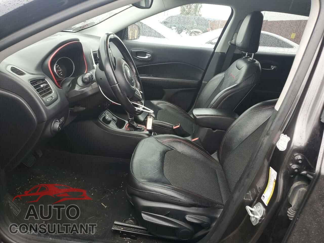 JEEP COMPASS 2020 - 3C4NJDDB5LT184560
