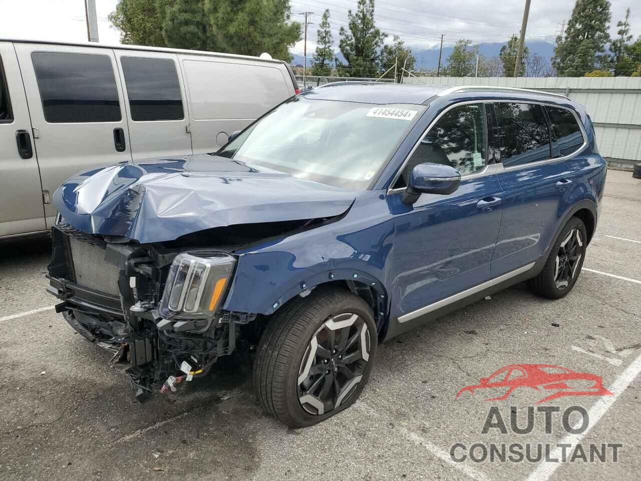 KIA TELLURIDE 2024 - 5XYP3DGC9RG433708