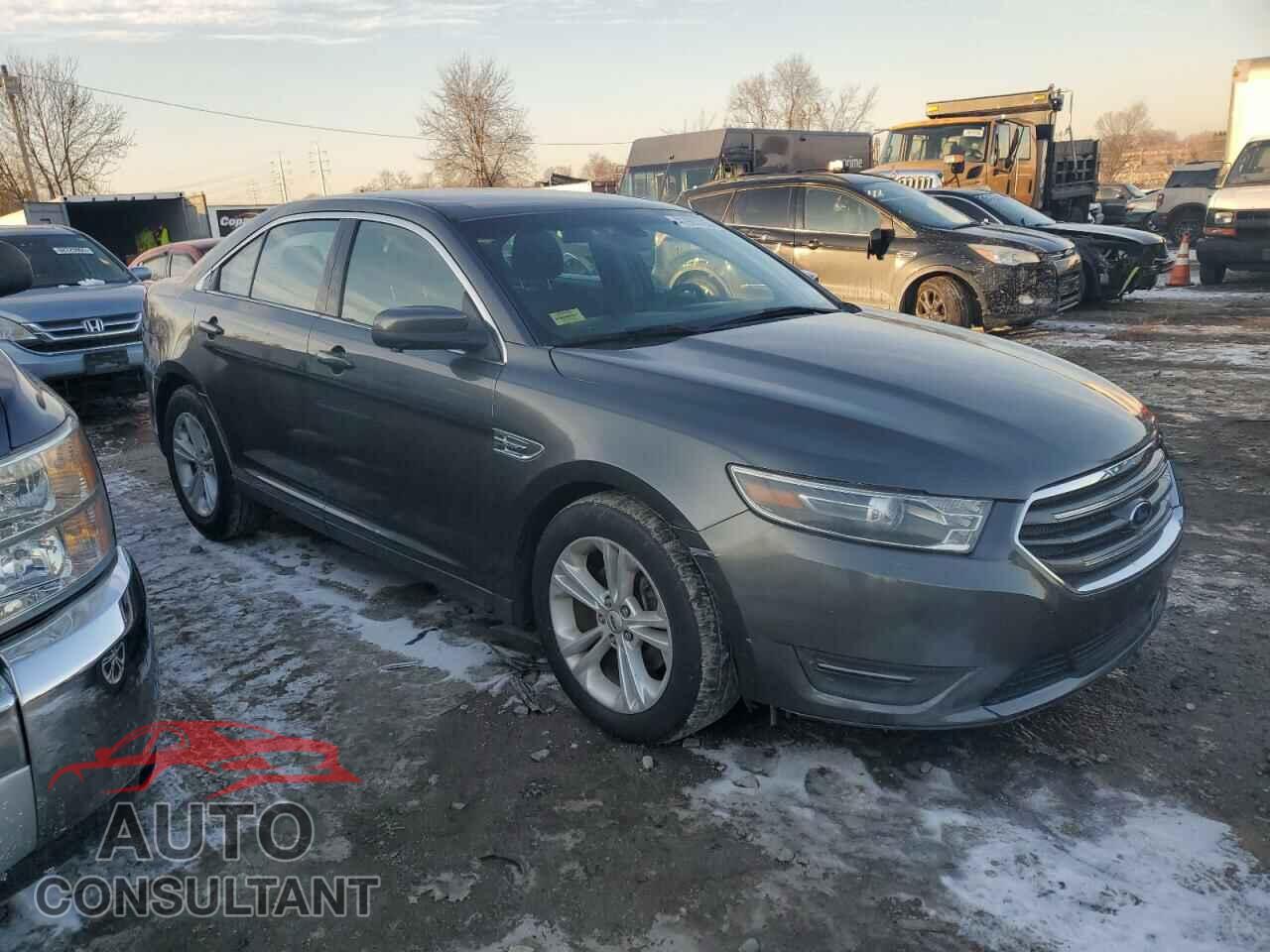 FORD TAURUS 2015 - 1FAHP2E82FG208606