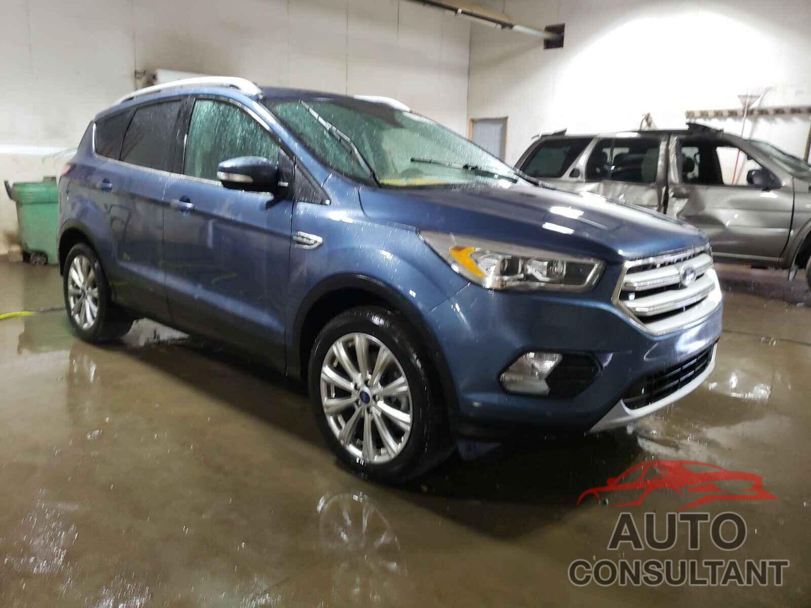 FORD ESCAPE 2018 - 1FMCU9J99JUA30185