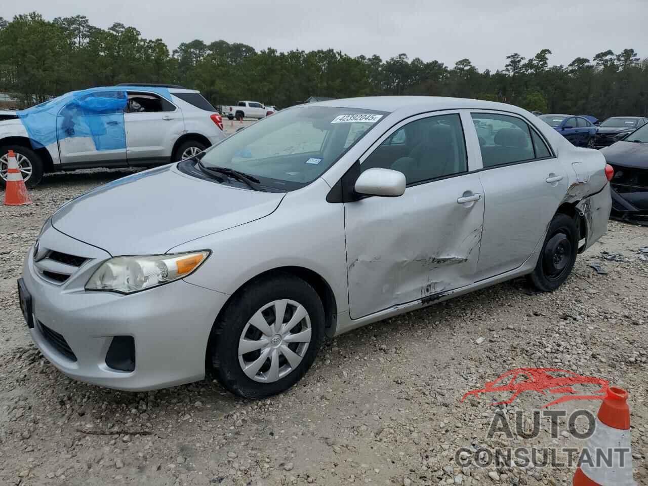 TOYOTA COROLLA 2013 - 5YFBU4EE5DP170780