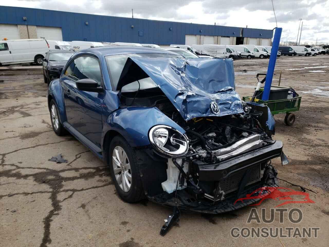 VOLKSWAGEN BEETLE 2017 - 3VWF17AT1HM614375