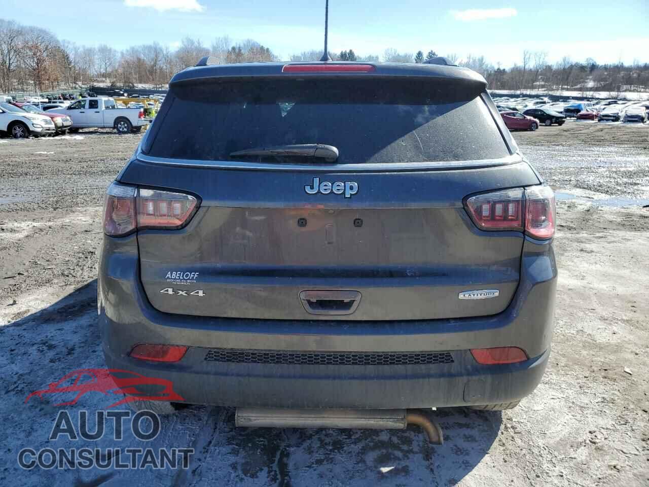 JEEP COMPASS 2018 - 3C4NJDBB5JT153017