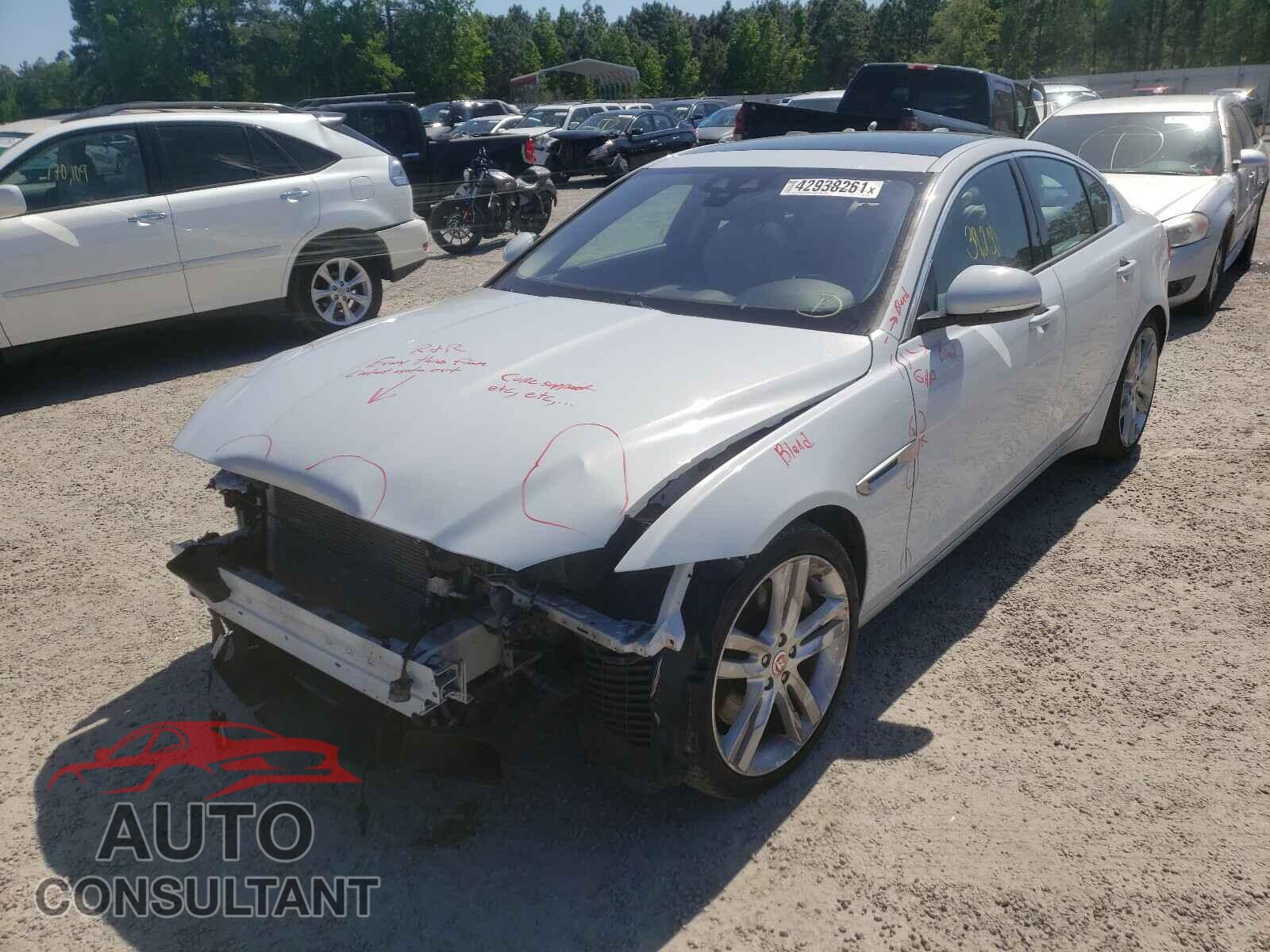 JAGUAR XE 2017 - SAJAD4BV7HA973425