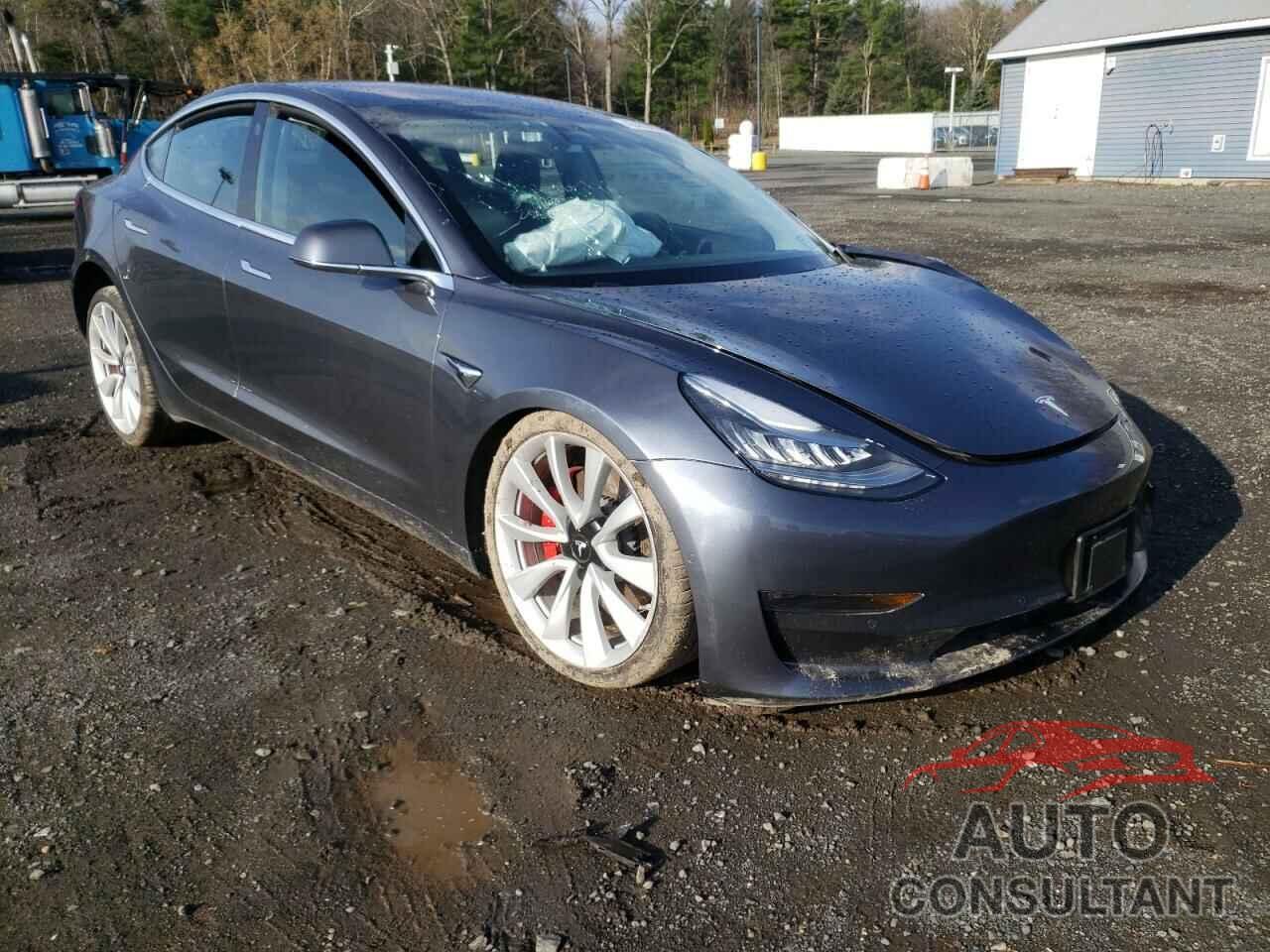 TESLA MODEL 3 2018 - 5YJ3E1EB8JF083226
