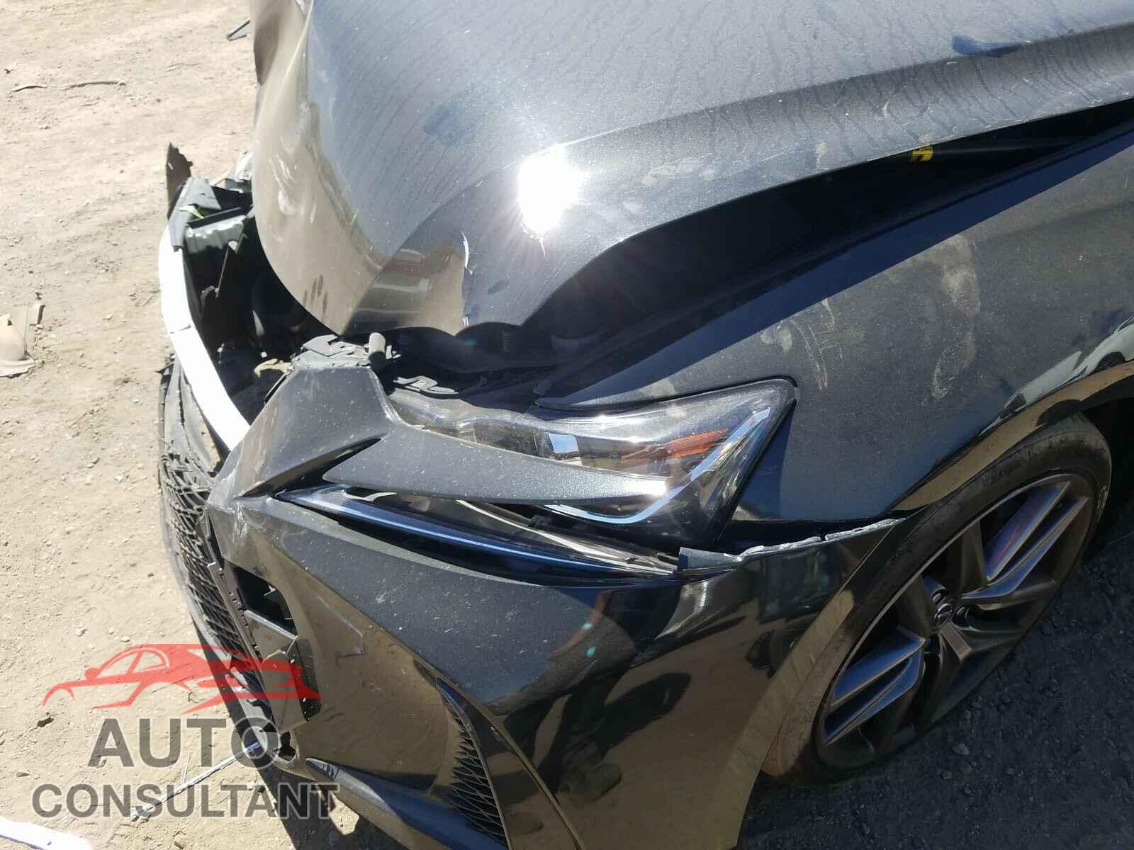 LEXUS IS 2017 - JTHBA1D22H5051052