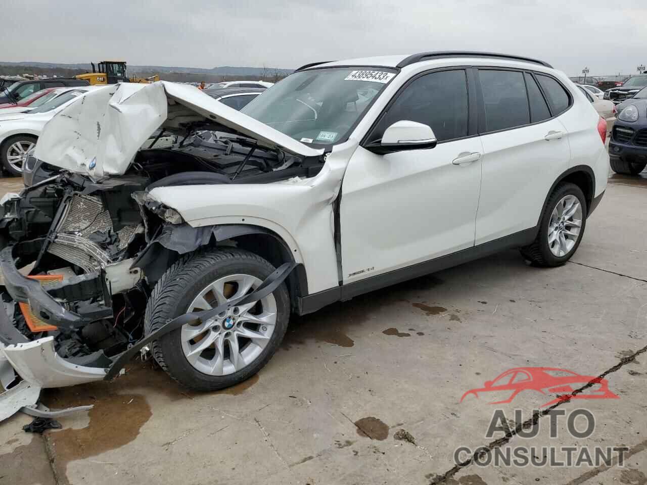 BMW X1 2015 - WBAVL1C52FVY25749