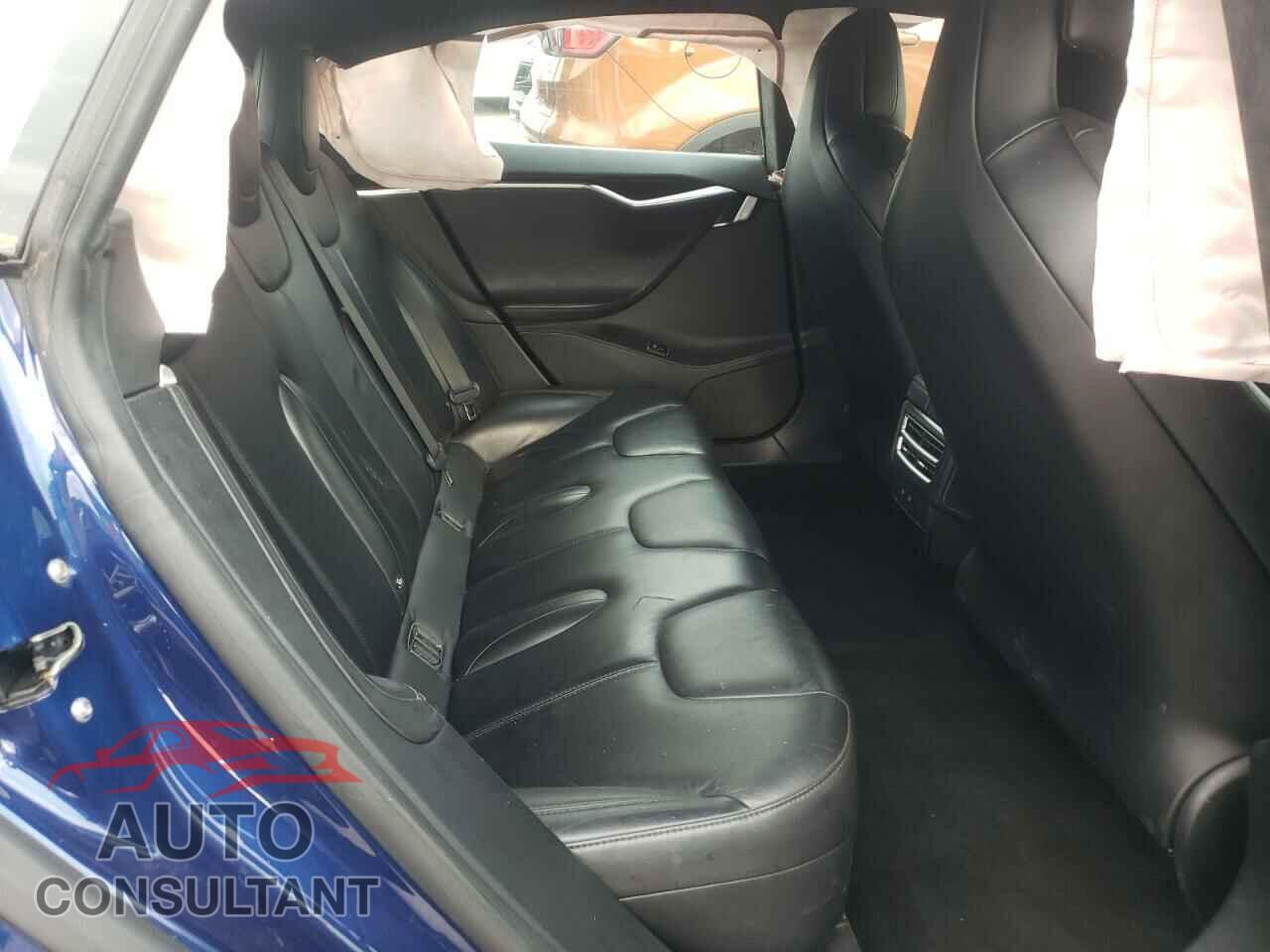 TESLA MODEL S 2017 - 5YJSA1E27HF192276