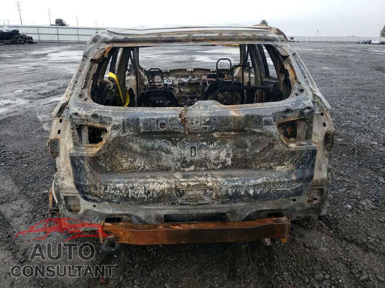 JEEP COMPASS 2017 - 3C4NJDDB9HT644617