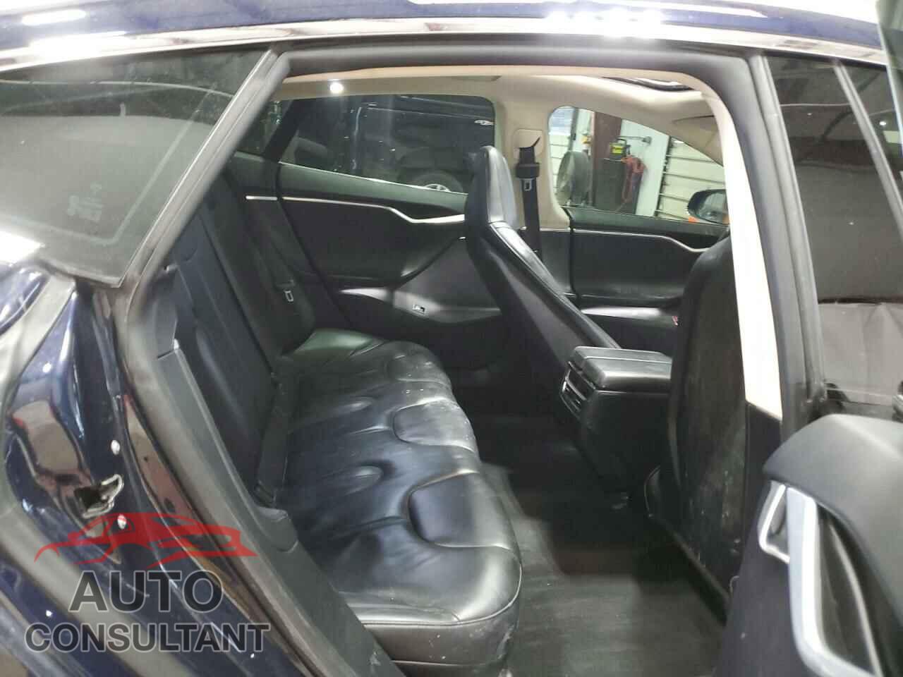 TESLA MODEL S 2013 - 5YJSA1DN0DFP06913