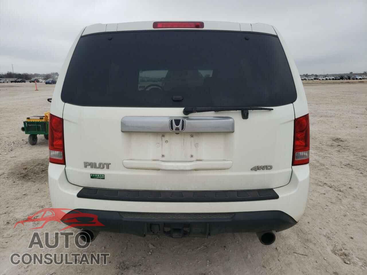 HONDA PILOT 2013 - 5FNYF4H20DB074895