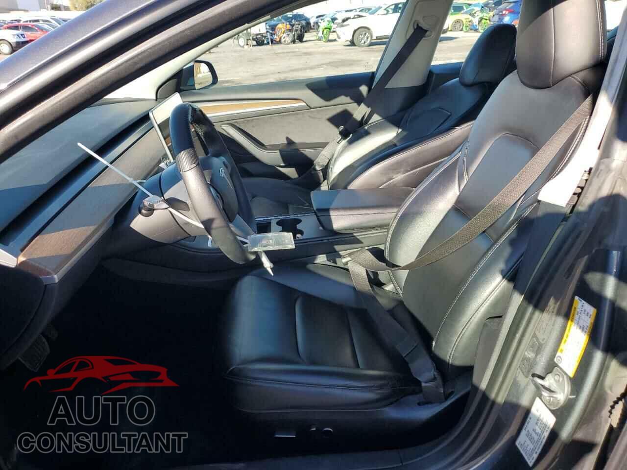 TESLA MODEL 3 2022 - 5YJ3E1EA2NF370042