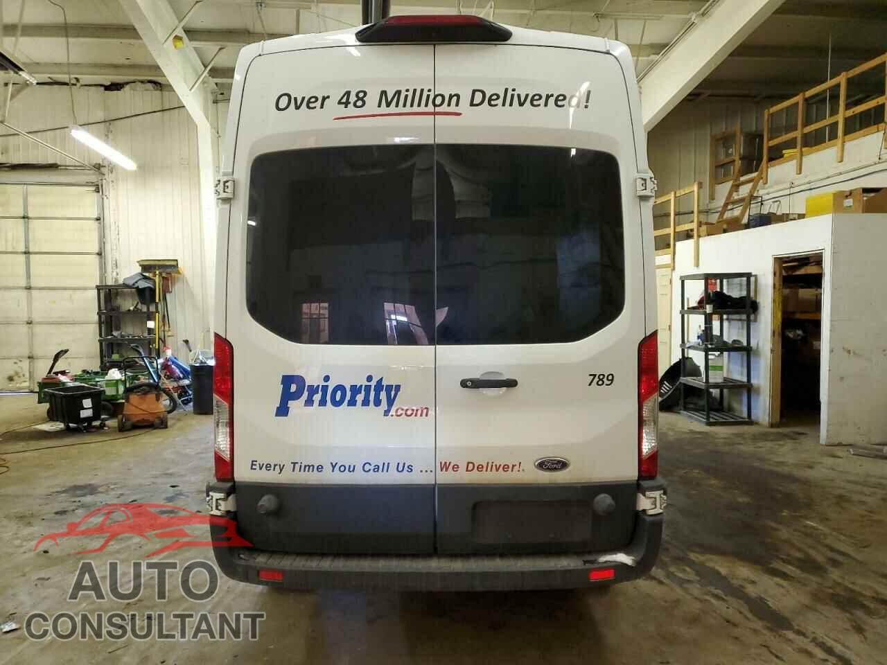 FORD TRANSIT 2018 - 1FTYR2XM6JKB47491