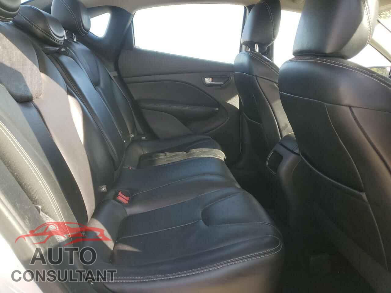 DODGE DART 2015 - 1C3CDFCB5FD200976