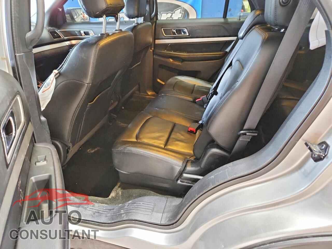 FORD EXPLORER 2017 - 1FM5K8D87HGC26873