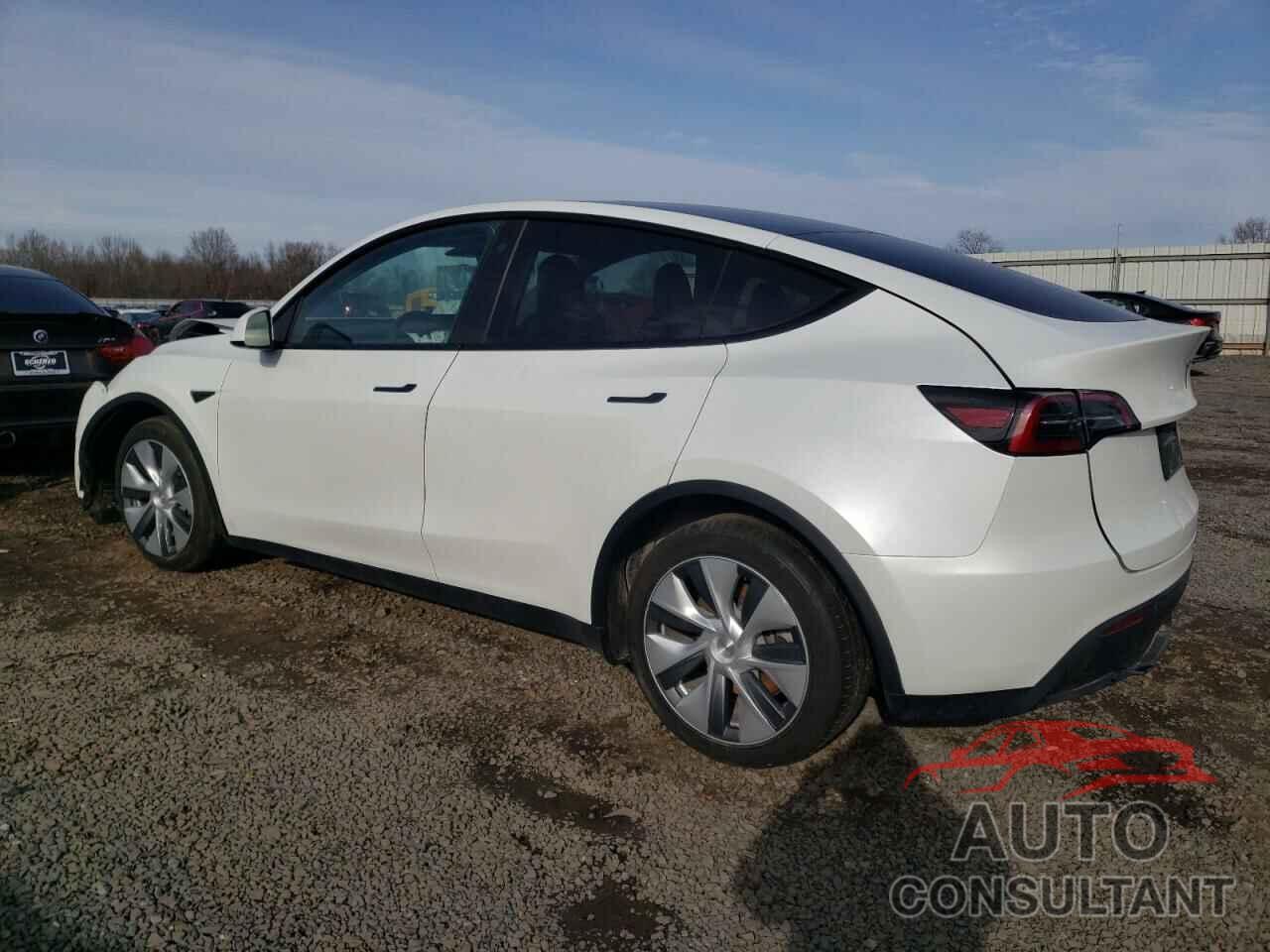 TESLA MODEL Y 2023 - 7SAYGDEE0PA065923