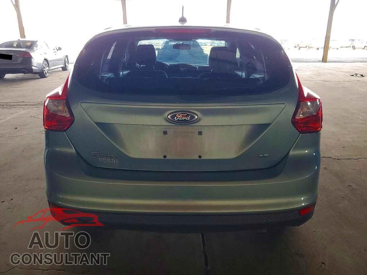 FORD FOCUS 2012 - 1FAHP3K27CL295184