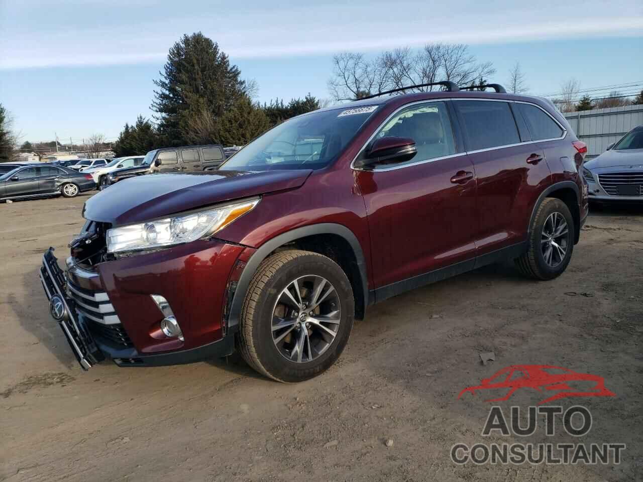 TOYOTA HIGHLANDER 2019 - 5TDBZRFH9KS925800