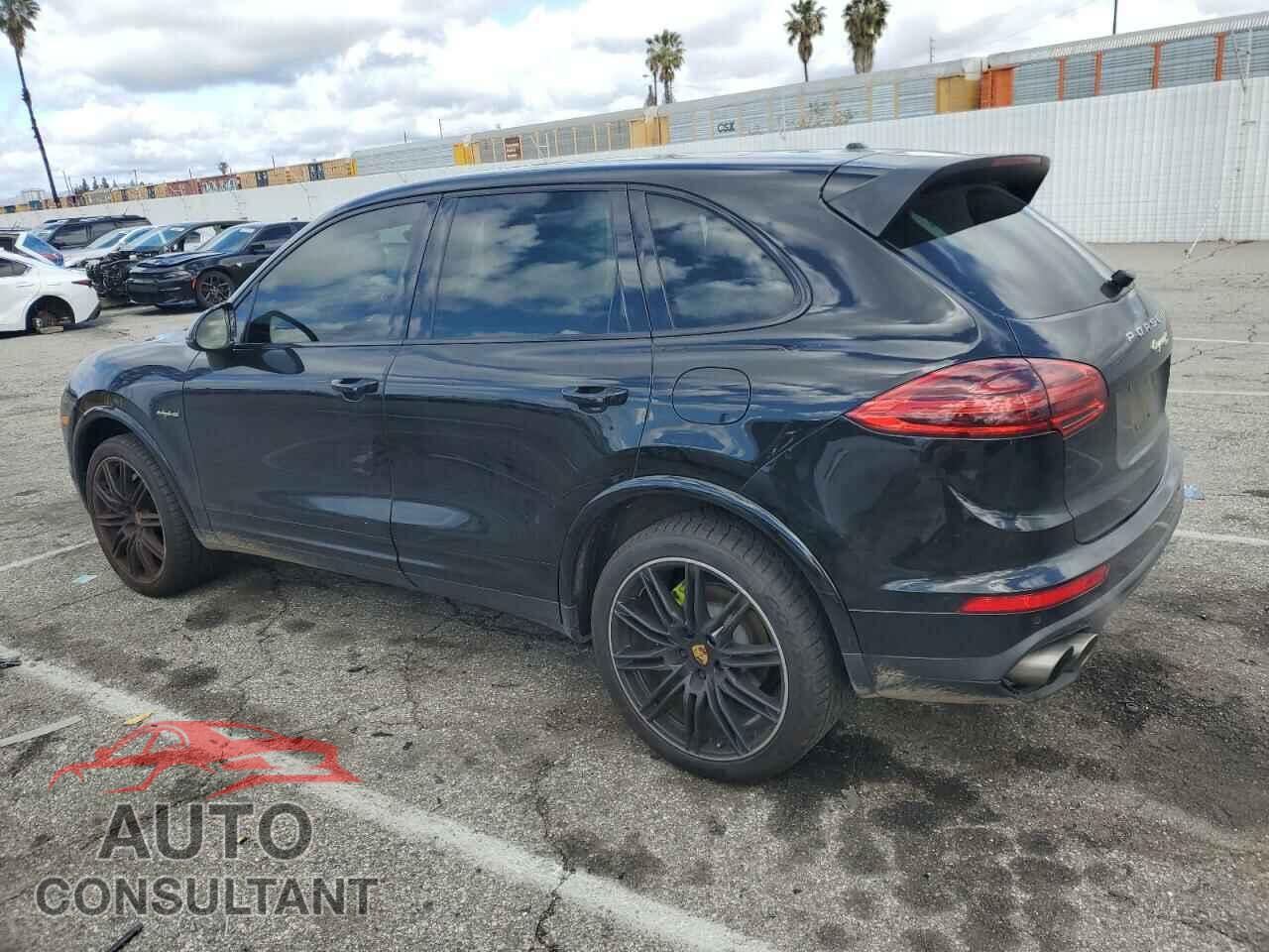 PORSCHE CAYENNE 2017 - WP1AE2A26HLA74128