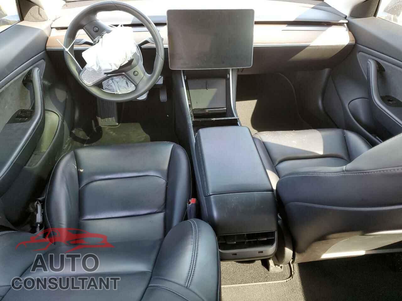 TESLA MODEL 3 2019 - 5YJ3E1EA5KF464251