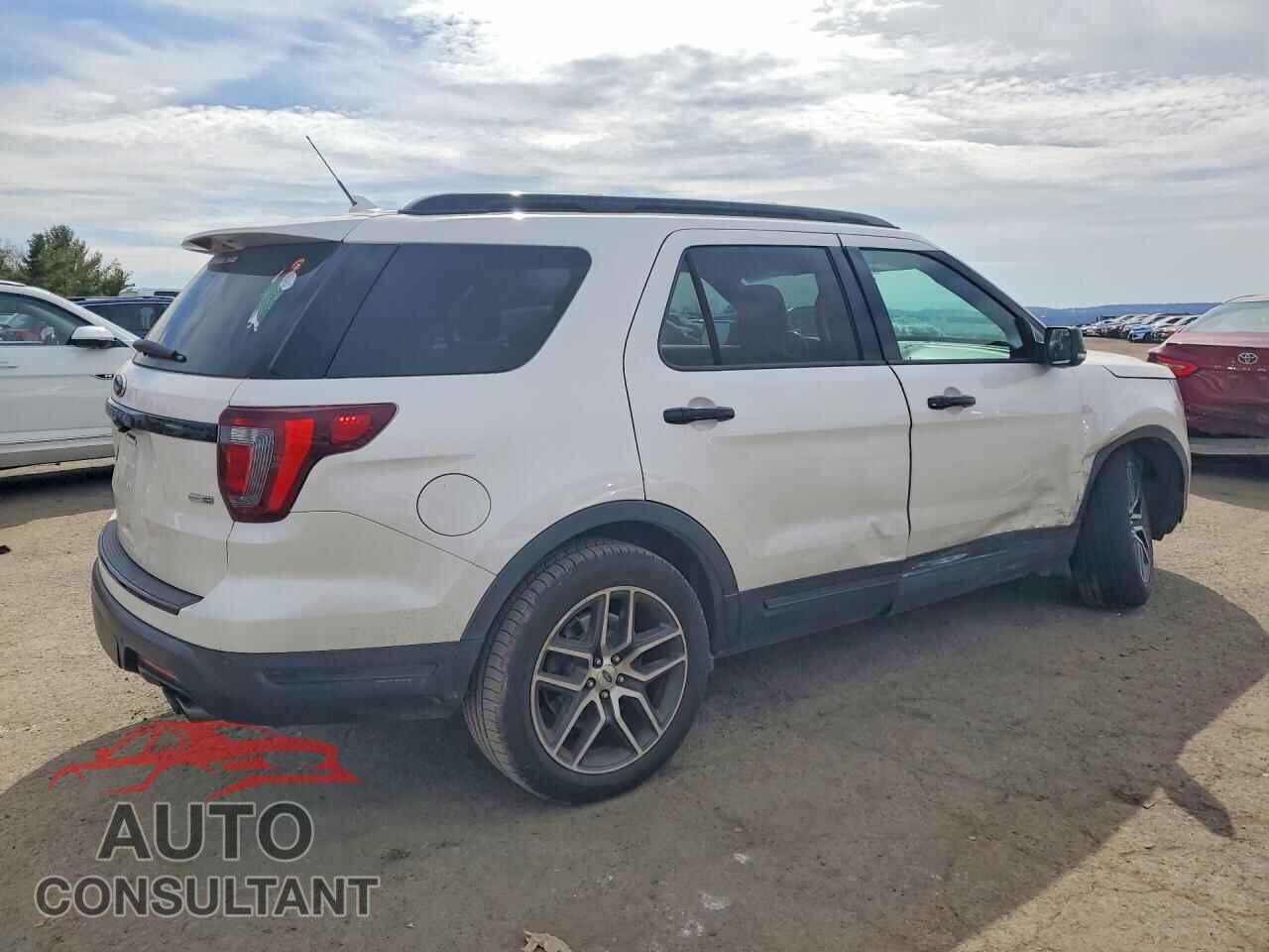 FORD EXPLORER 2018 - 1FM5K8GT0JGB02658