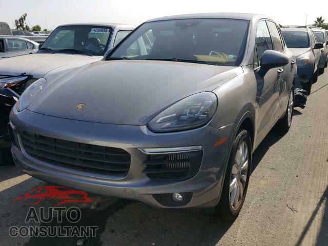 PORSCHE CAYENNE S 2018 - WP1AB2A2XJLA60036