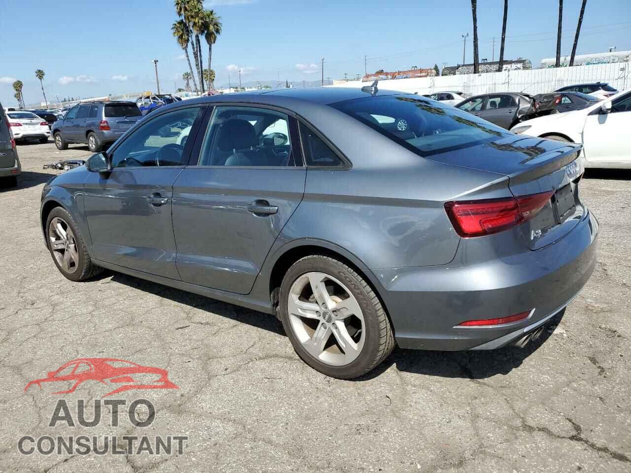 AUDI A3 2017 - WAUAUGFF6H1038767