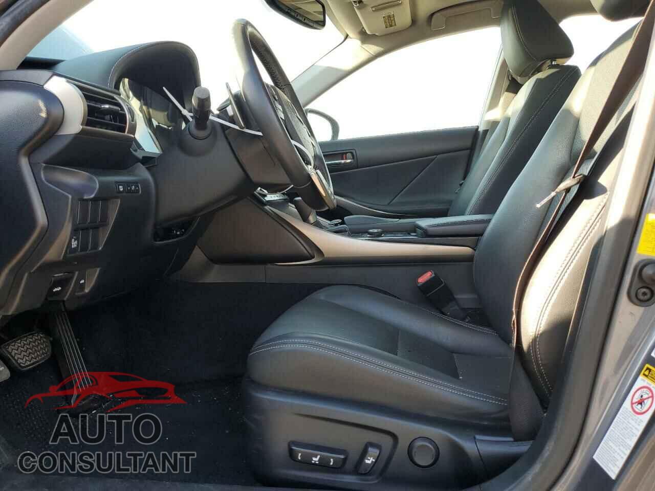 LEXUS IS 2014 - JTHBF1D26E5028595