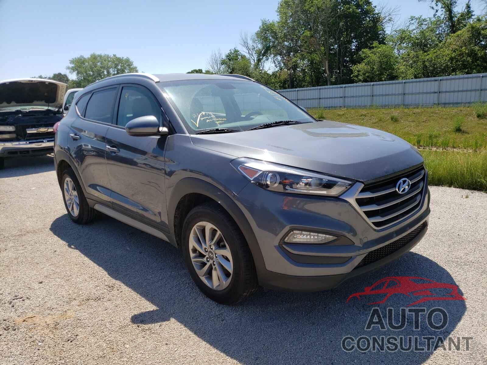 HYUNDAI TUCSON 2018 - KM8J3CA47JU671511