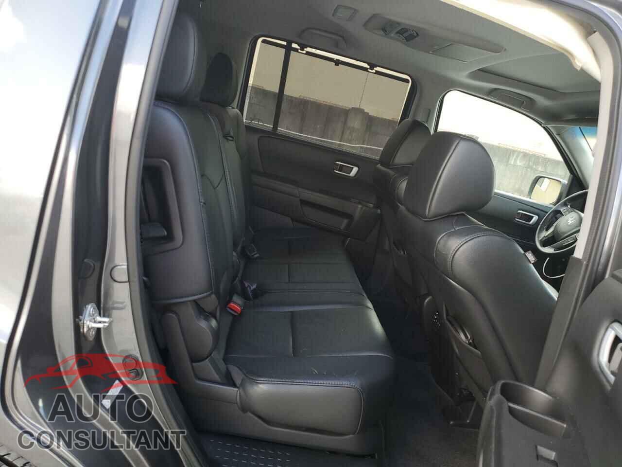 HONDA PILOT 2012 - 5FNYF3H99CB028519
