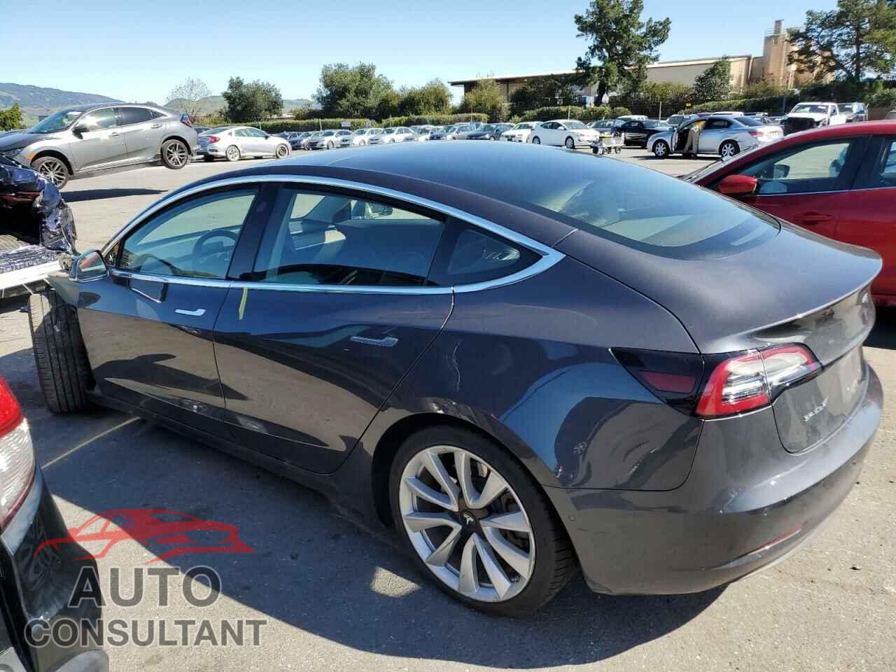 TESLA MODEL 3 2018 - 5YJ3E1EB3JF090729